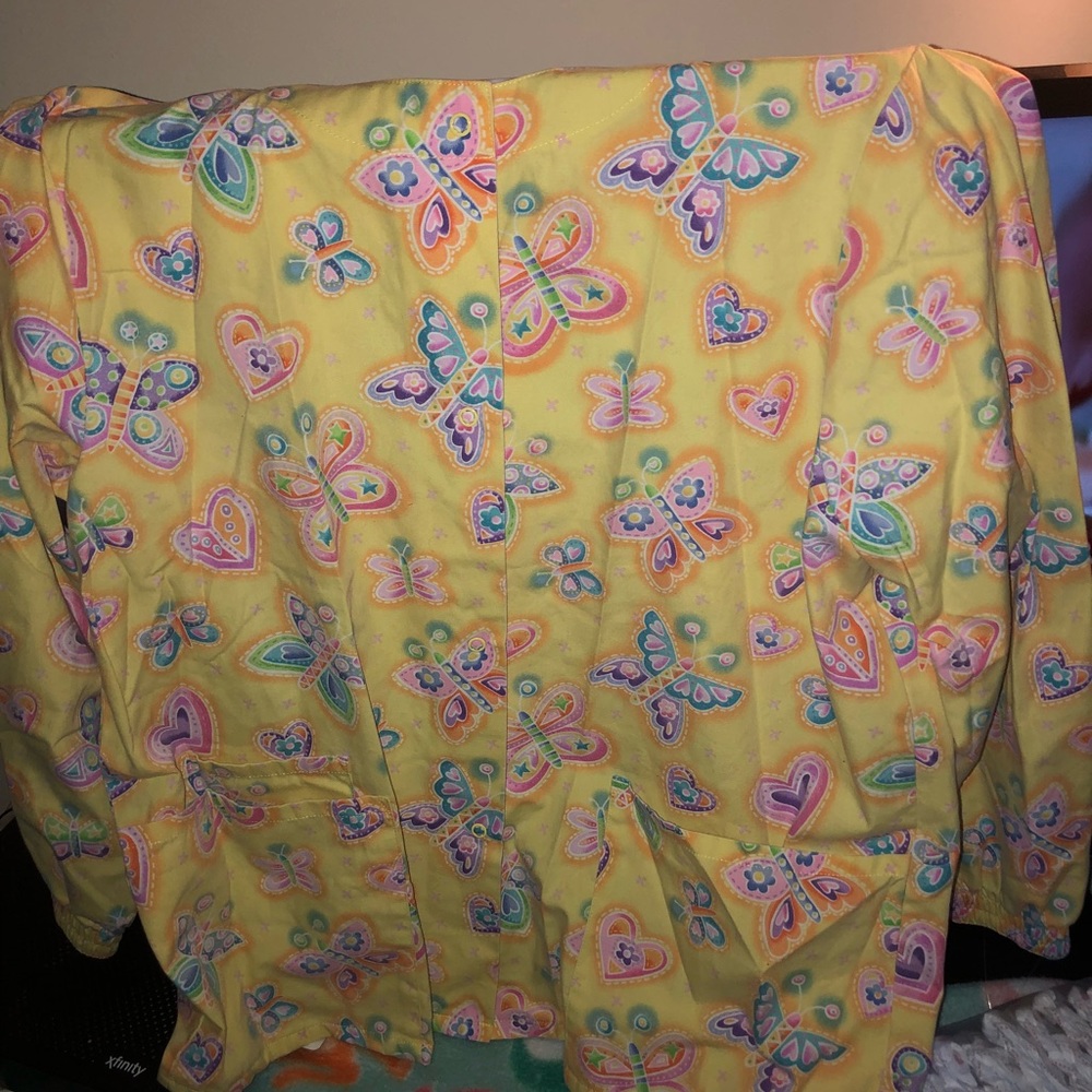 Scrub shirts and pants varies sizes S ,M,L - Picture 6 of 8